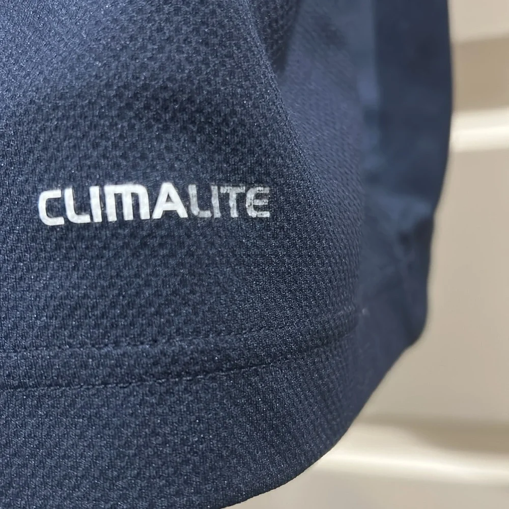 Adidas 2010 men Climalite Sleeveless tank top embroidered golden logo detail 2XL